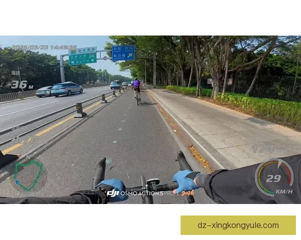 中国男子骑行逾1万公里 从深圳骑到巴黎看开幕